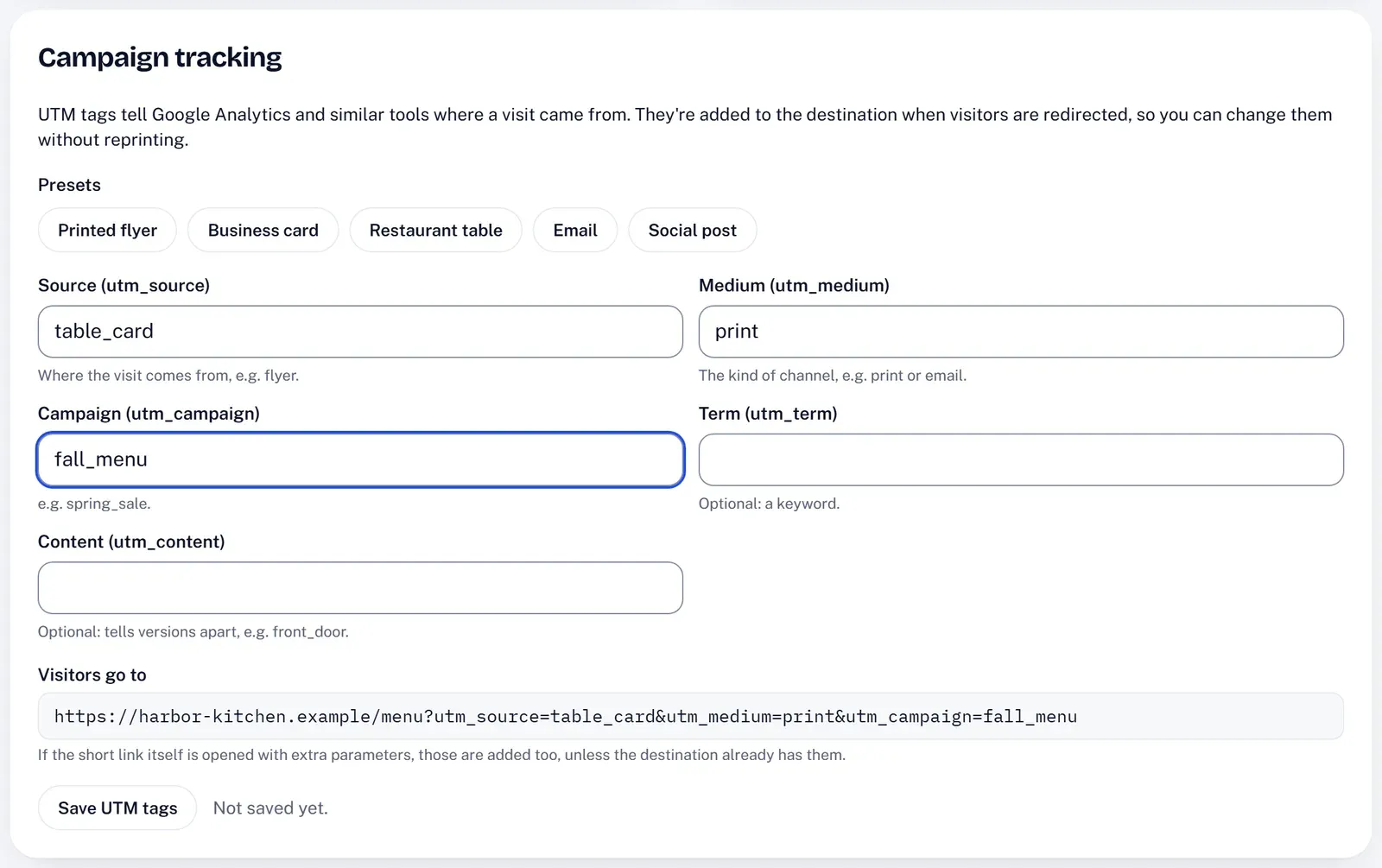 The KeptLink Campaign tracking panel: the Restaurant table preset fills source table_card and medium print, the campaign is fall_menu, and a preview shows the tagged address